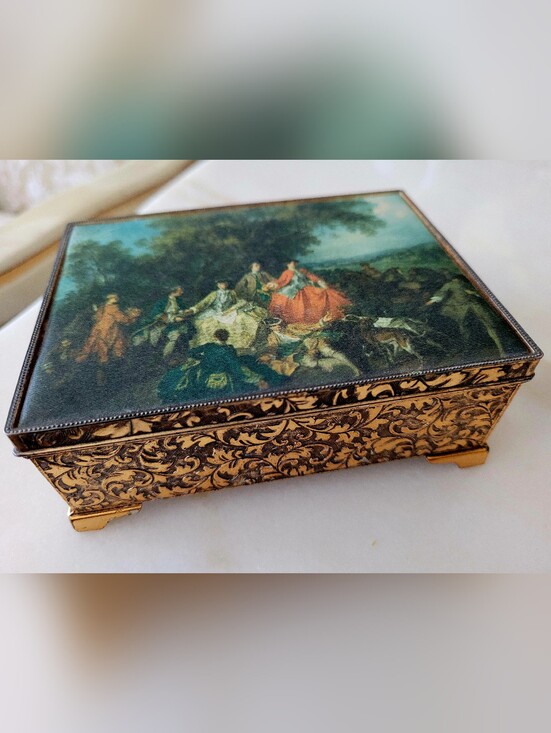 Schmid Brothers Accessories - Shmid Brothers Ornate Gold Music Box "The Picnic After The Hunt" Nicolas Lancret